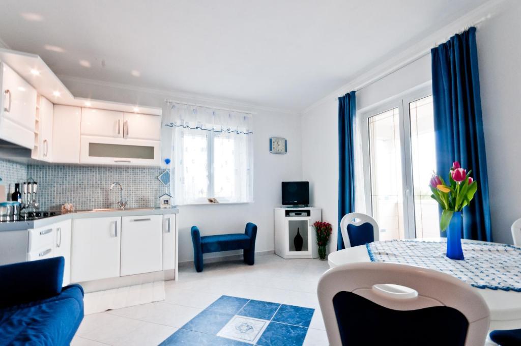 Apartments Barba Petra Dvori Sumartin Room photo